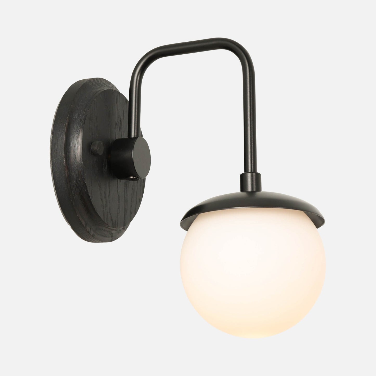 Airlie Sconce